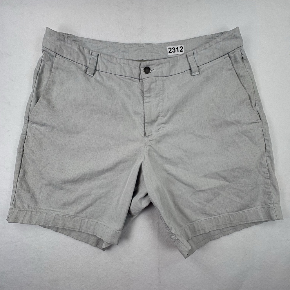 Lululemon Commission Shorts Mens 34 Light Gray 7” Classic Fit ABC Chino Golf